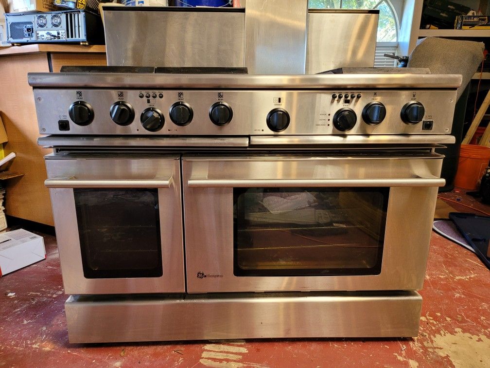 GE Monogram 60 Gas Propane Range Stove