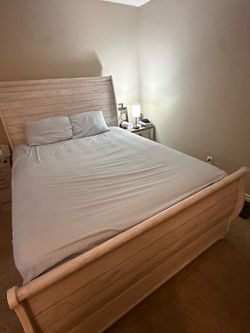 Queen Bed Set- 3 Piece