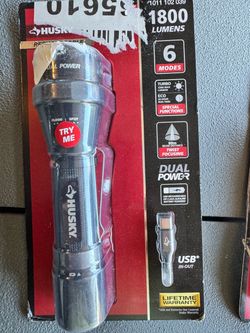 husky 1800 lumens flashlight