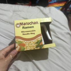 Maruchan Ramen Microwavable Noodle Mug (Will Fit Instant Lunch Ramen Noodles)