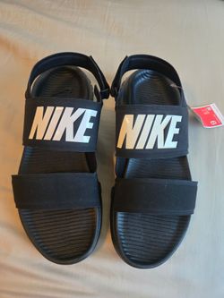 Women's Nike Sandals size 9