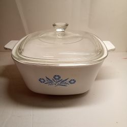 VTG CORNINGWARE BLUE CORNFLOWER 1-3/4 Qt Casserole P-1 3/4-B with Lid P-7-C 21