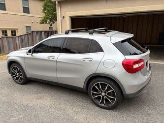 2017 Mercedes-Benz GLA 250