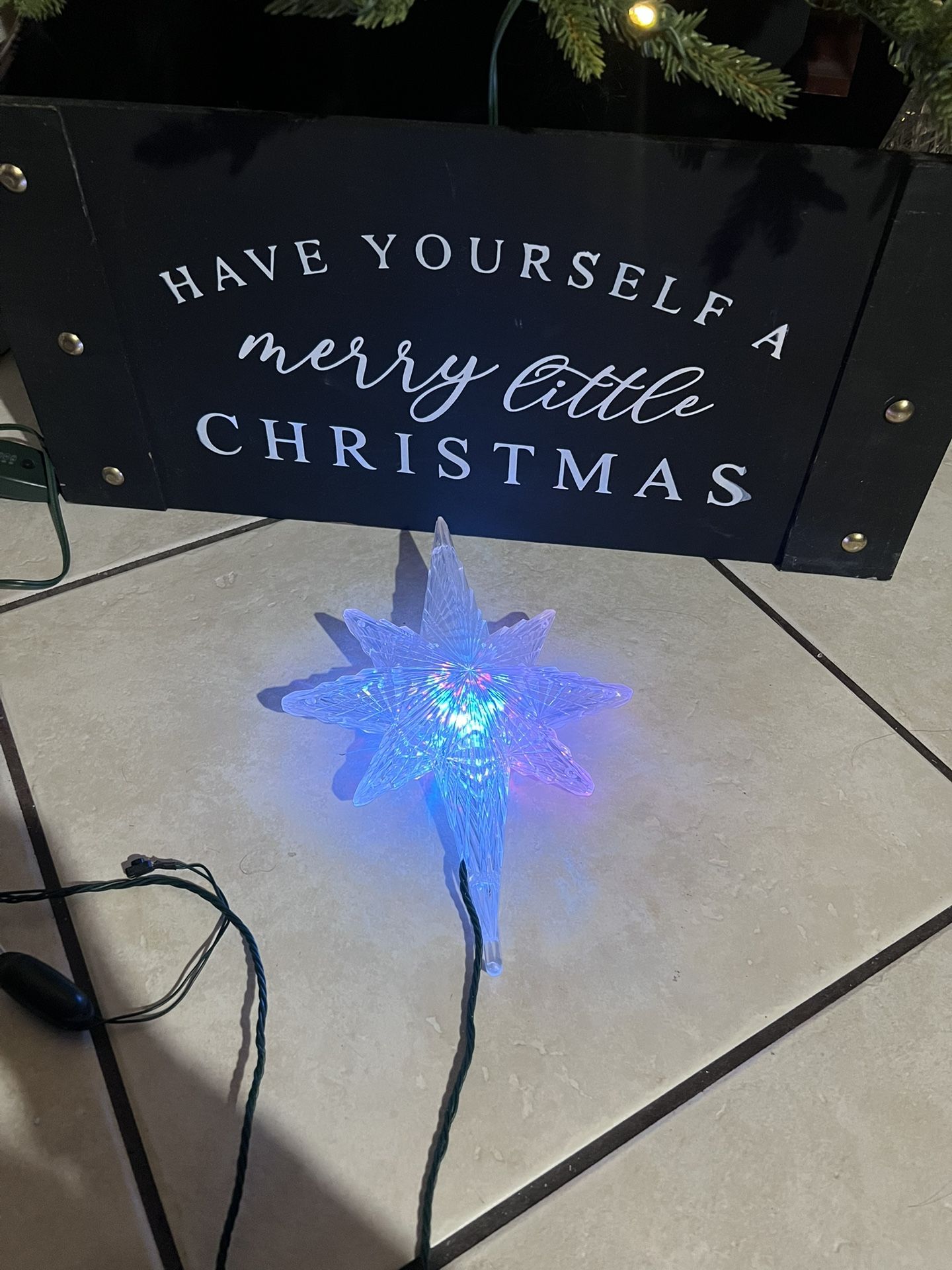 COLOR CHANGING CHRISTMAS STAR
