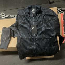 NWT Women’s Blue Nike Track Jacket 