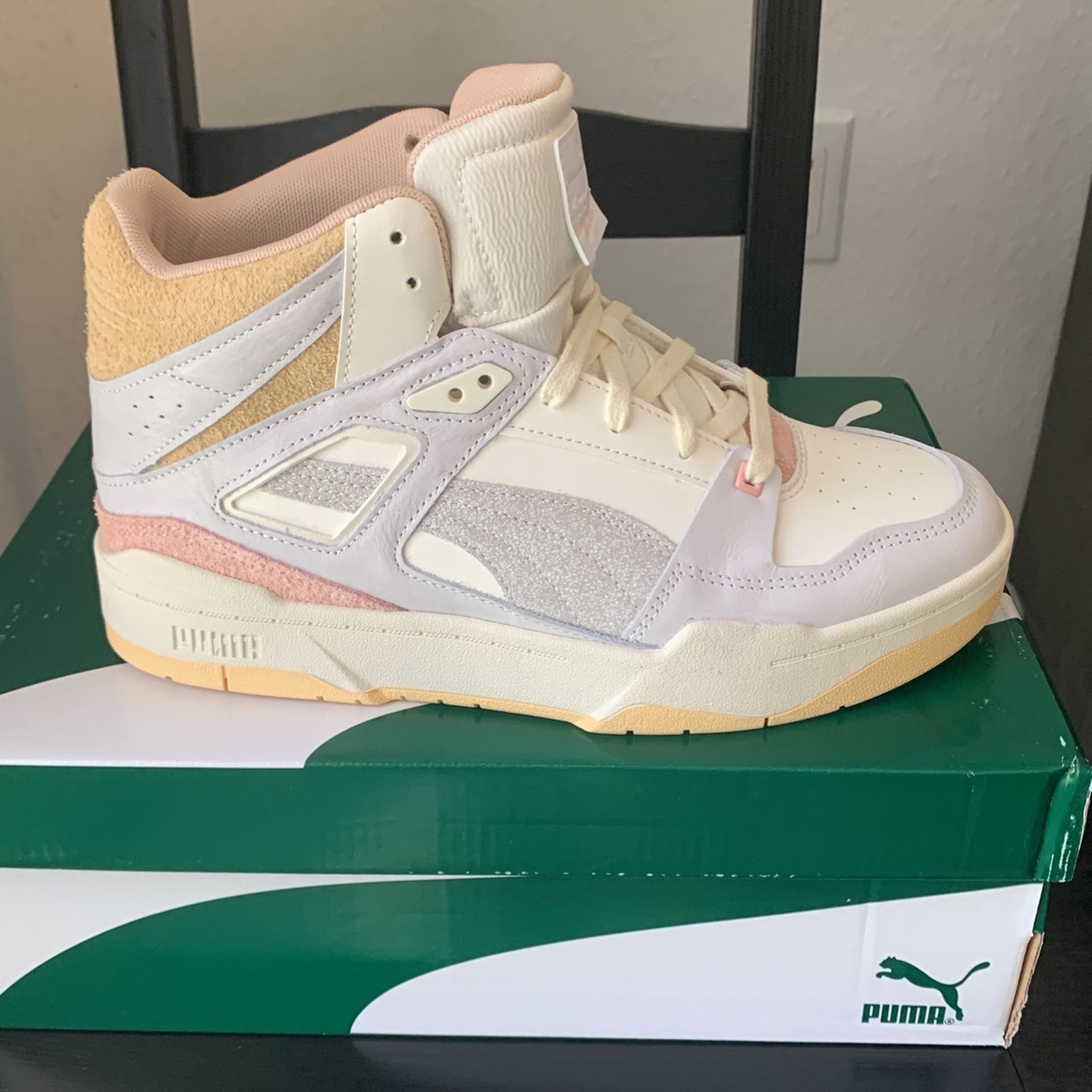 NEW Puma High tops