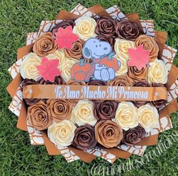 fall snoopy bouquet