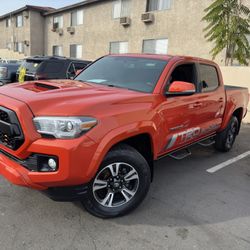 Toyota Tacoma