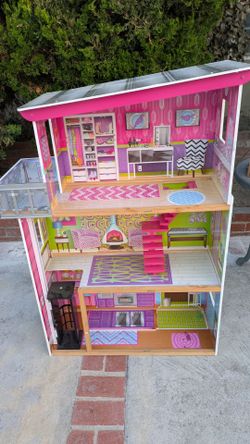 doll house