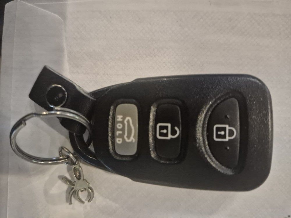 2010-2016 Hyundai Sonata Elantra Remote Keyless Fob Transmitter