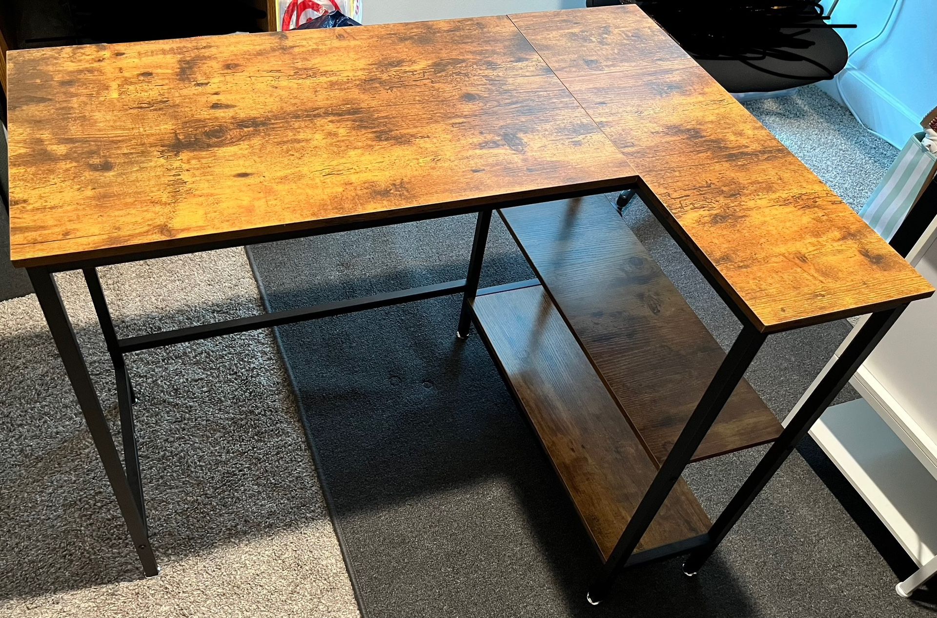39” L Shaped Rustic Brown Desk