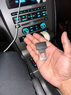 Seat Belt Chime Silencer - Universal Fit for Car Lovers