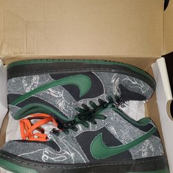 Nike SB Dunk Low There Skateboards size 12
