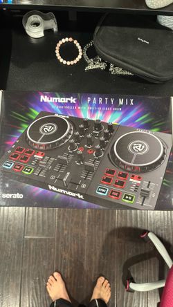 Serato dj board