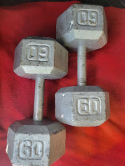 SET OF 60LB.  HEXHEAD DUMBBELLS TOTAL 120LBs  
11525 S HALSTED DUNKIN DONUTS/7111.S WESTERN WALGREENS  
110$  CASH ONLY AS IS