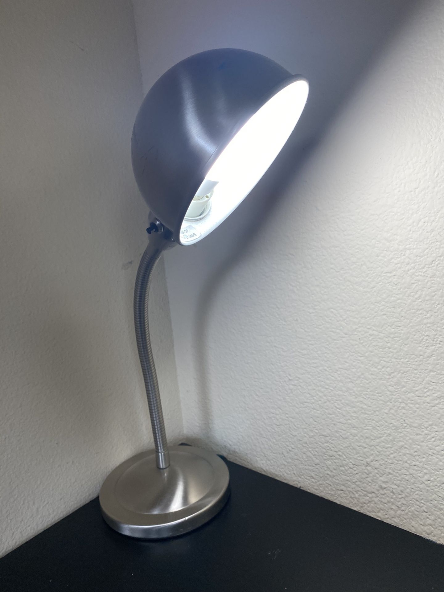 LED table lamp