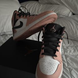 AIR JORDAN 1 MID (GS) PINK QUARTZ 