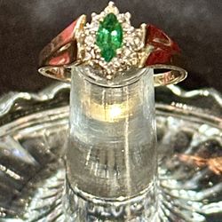 10K Yellow Gold Marquis Emerald and Diamond Ring-Size 6 1/2. Like New! 