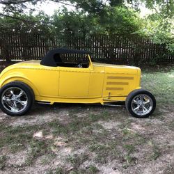 1932 Ford Roadster 