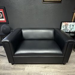 Black pleather couch like new