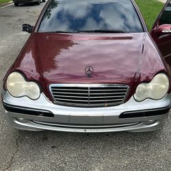 2004 Mercedes-Benz C-Class