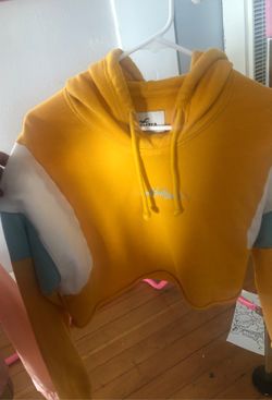 Hollister crop sweater
