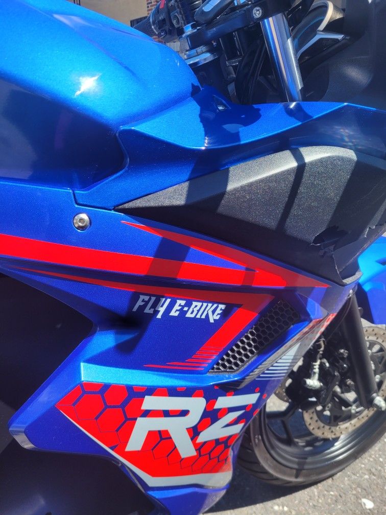Electric Motorcycle Year 2022 Make ENGTlAN MODEL- RZ