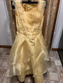 Disney’s Belle Yellow Dress Costume With Gloves
