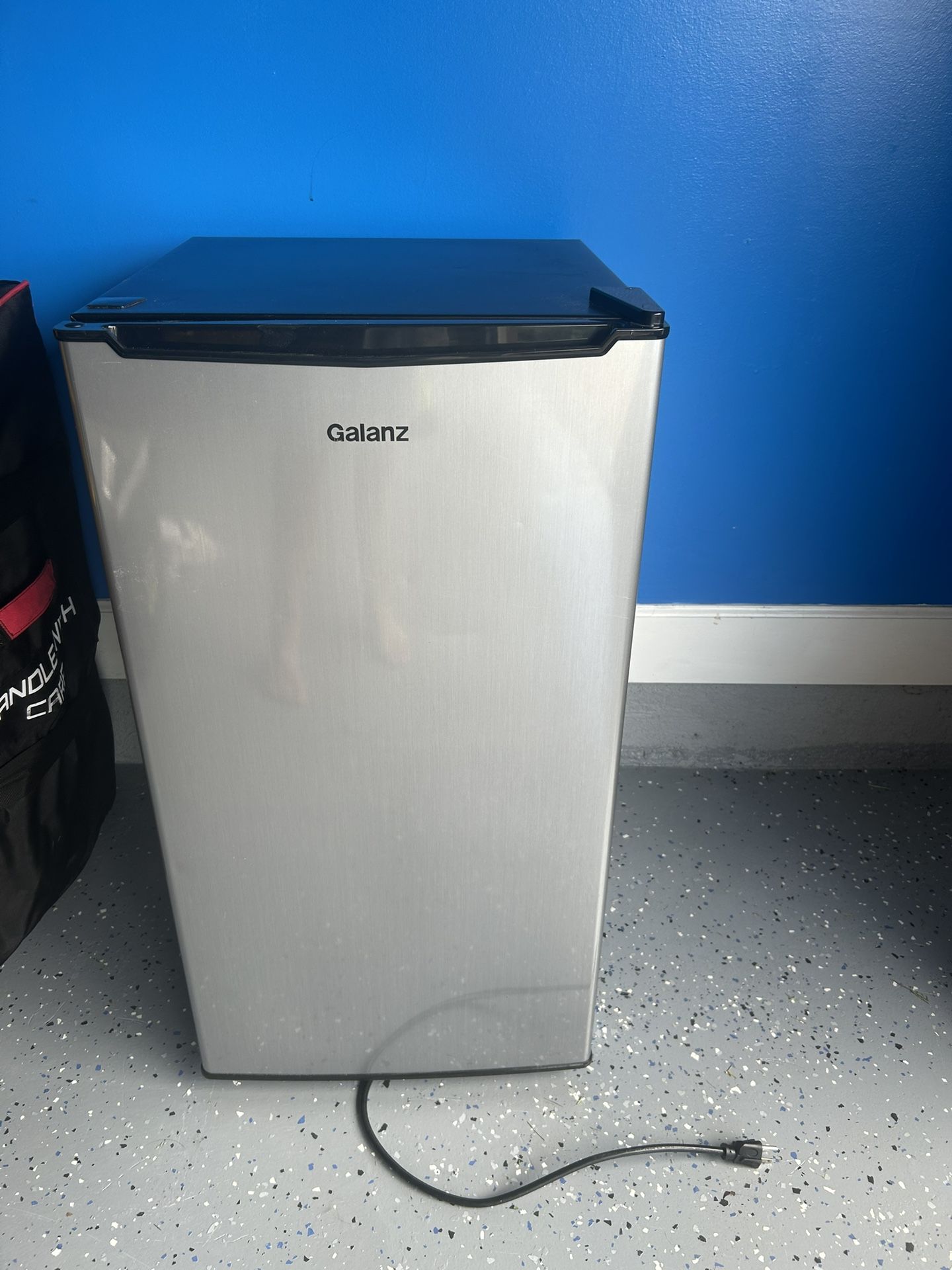 Mini Fridge /freezer