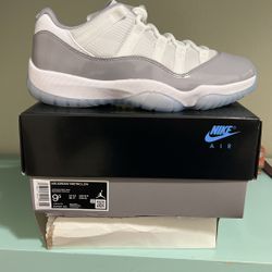 AIR JORDAN 11 RETRO LOW 