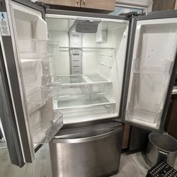 Whirlpool Refrigerator 