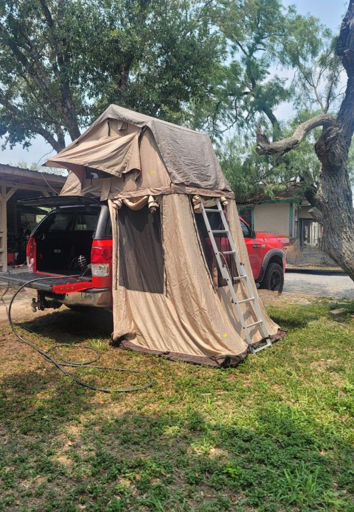 Smitty Belt roof top tent