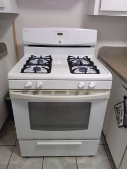 Stove estufa Kenmore ( free delivery 🚚