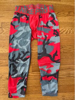 Nike Pro Men’s Compression Leggings Camo Red/Gray/Black Size L 3/4 Length