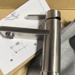 Bathroom Sink Faucet,Single Handle Gold And  Black Bronze, nickel F25 N $30