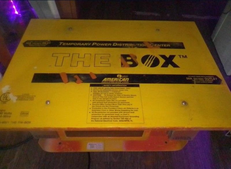 Power Distribution Box