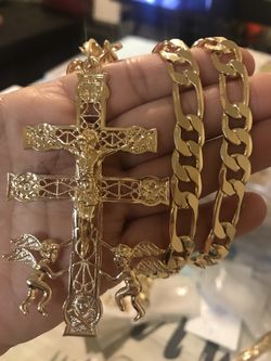 Cara Vaca charm and chain