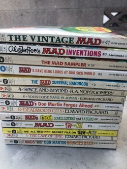 The MAD’s  BooK  14 pcs
