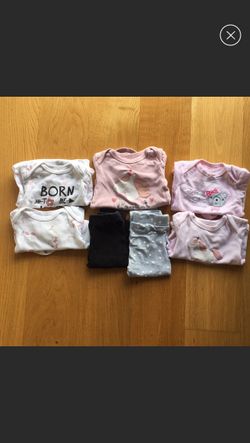 Bundle of 7 baby peace’s. 2 leggings 5 onesies
