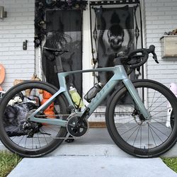 Scott Foil Carbon Road Bike
