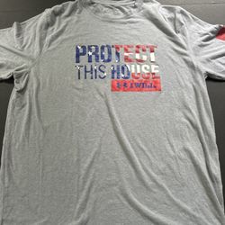 Under Armor Men’s Loose Fit, Medium Heat Gear Graphic Tea