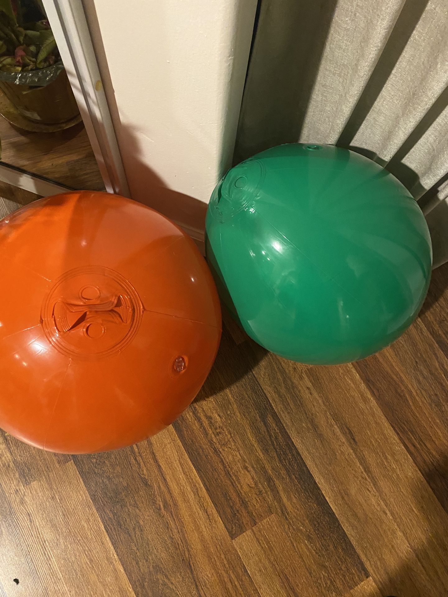 Big 🎈 🎈 balloon