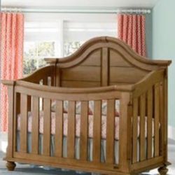Bassett Furniture Solid Wood Full Headboard And Footboard And Crib 