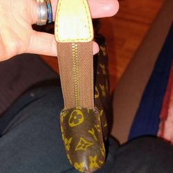 Louis Vuitton Pochette Mini Handbag 