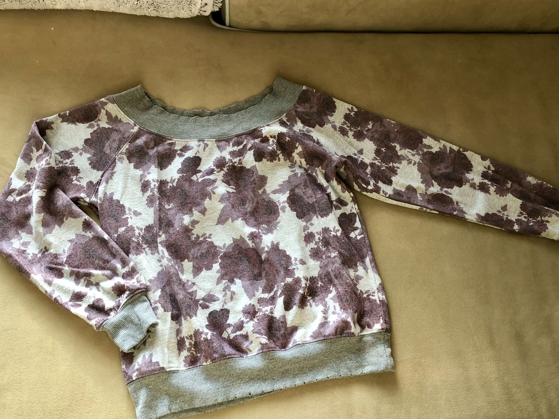 Sweater Small size