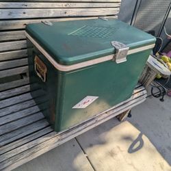 1950s Coleman ICE Chest 