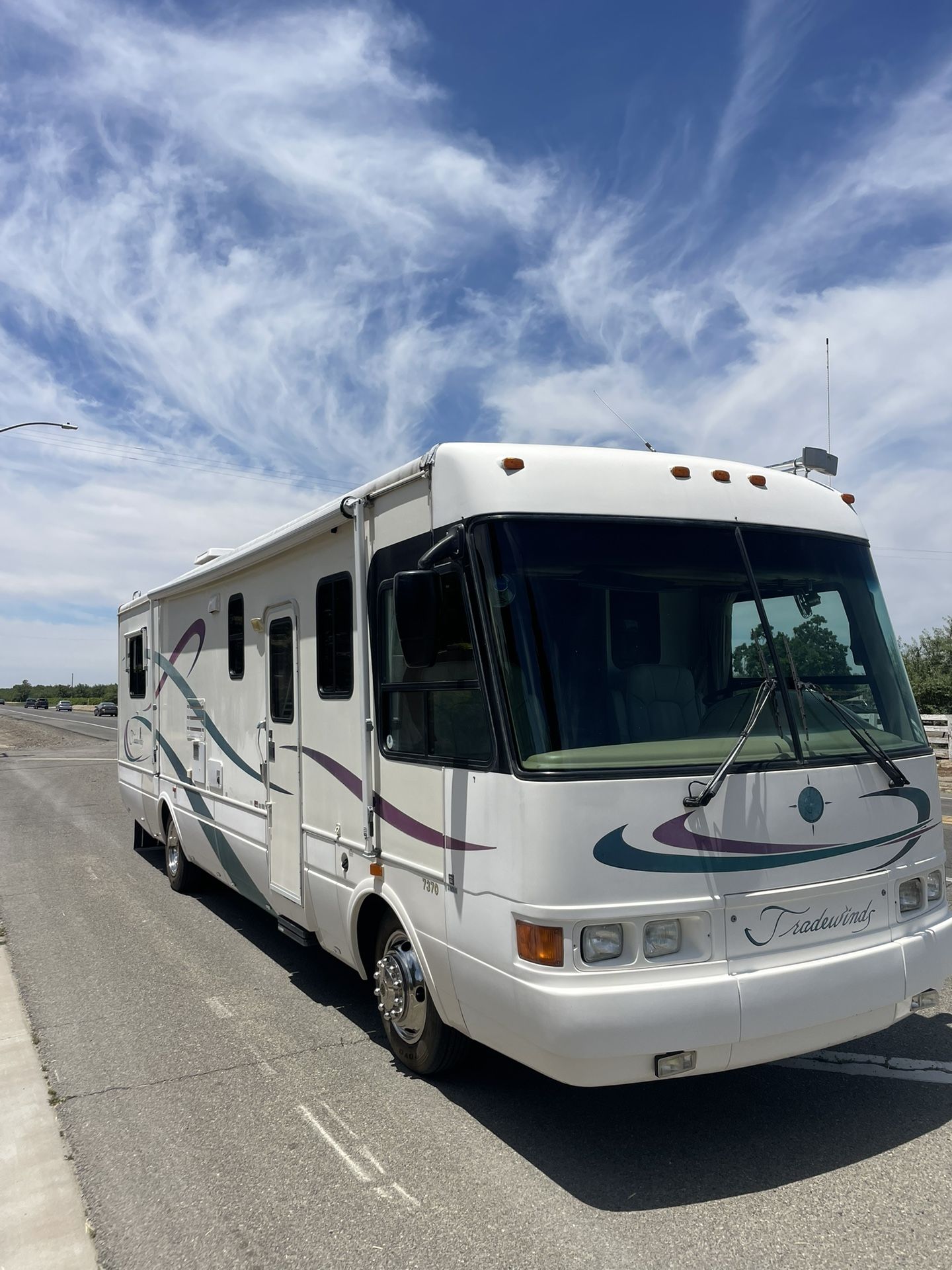 2000 Tradewind 7370