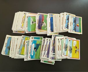 Lot of 251 of the 1990 UPPER DECK LOONEY TUNES COMIC BALL ( each.99¢ )