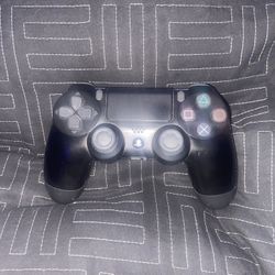 PS4 Controller 