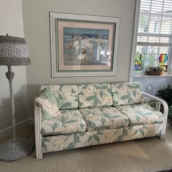 Pull Out Couch  Comfortable 